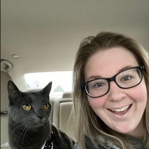 Meet your Posher, Emily